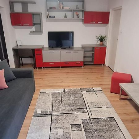 La Bloc Apartment Arad Eksteriør bilde